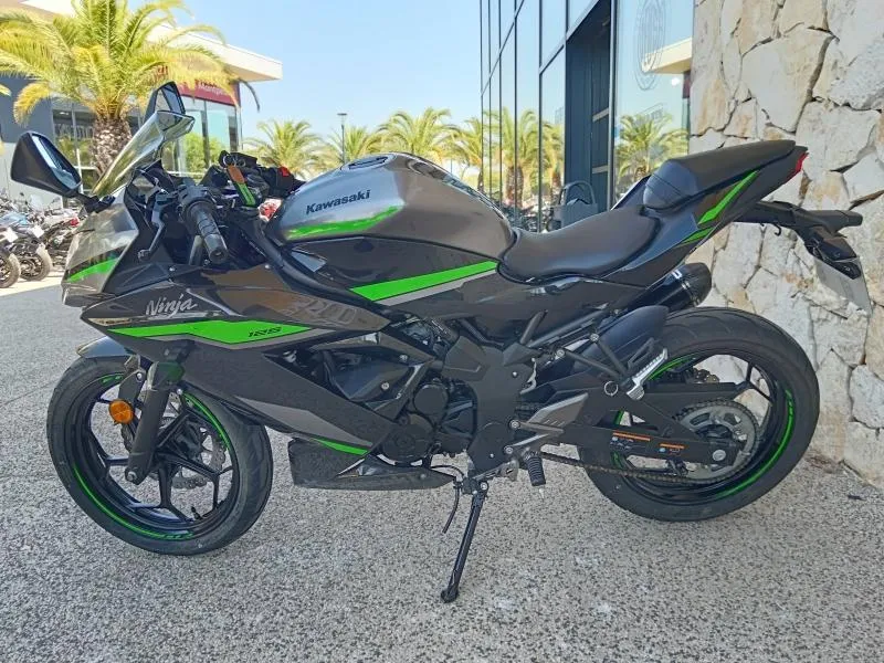 KAWASAKI 125 2024 + POT
