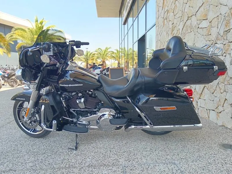HARLEY-DAVIDSON 1868 Noir + pot
