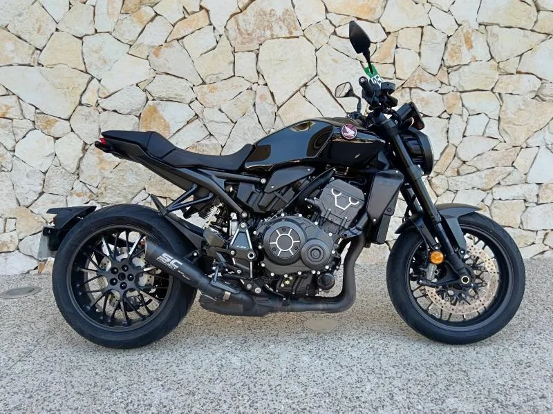 HONDA 1000 R+ 2023 Black edition