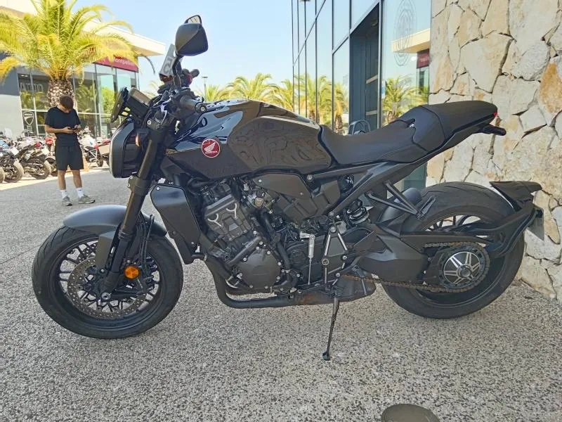 HONDA 1000 R+ 2023 Black edition