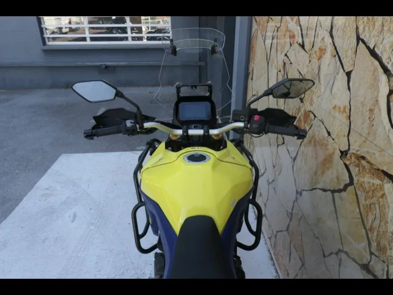 SUZUKI 800 DE + Options