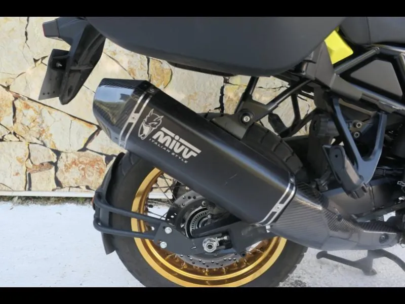 SUZUKI 800 DE + Options