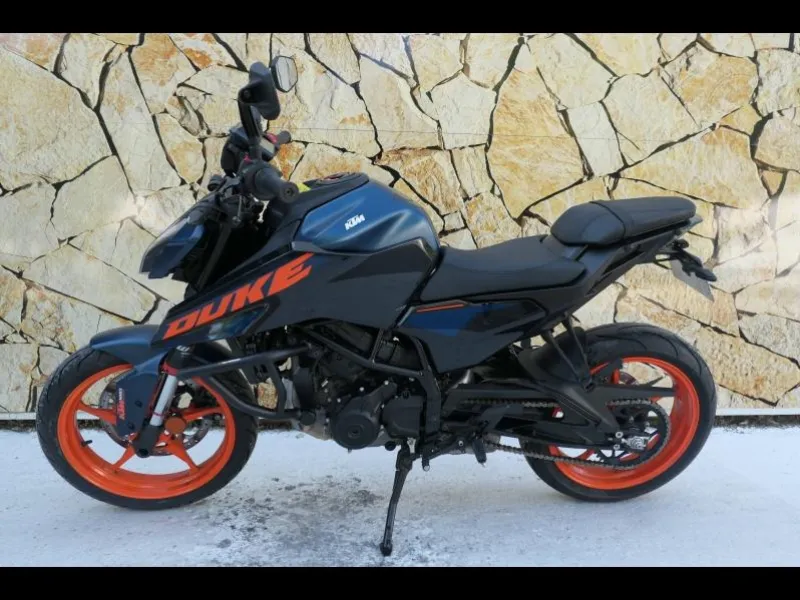 KTM 125 + Silencieux Akrapovic + Options