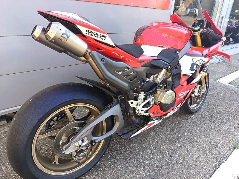 DUCATI Panigale V4 S mod 2025 1ère main- ligne complète