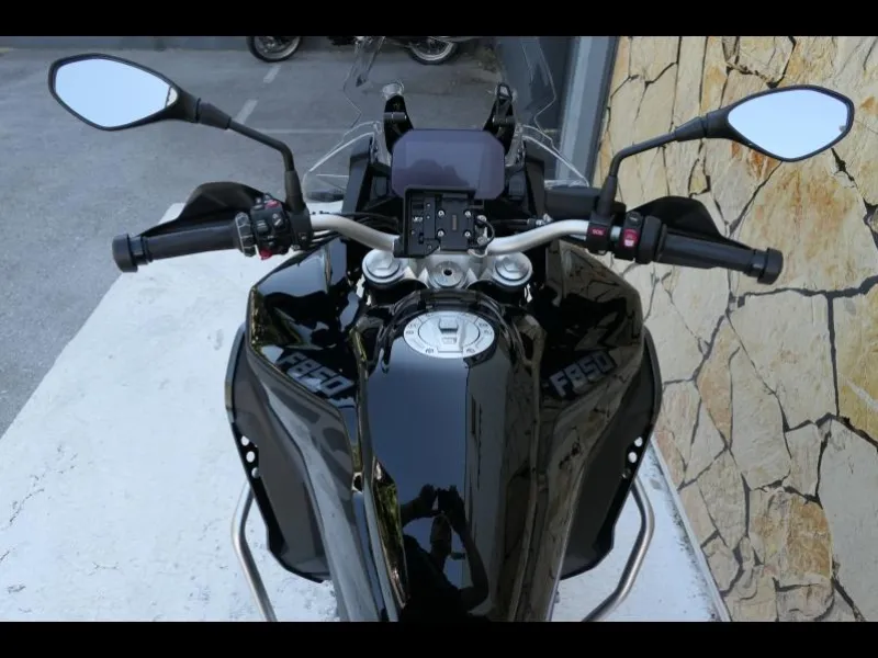 BMW 850 GS Adventure A2 Style Triple Black Finition Pro + Options