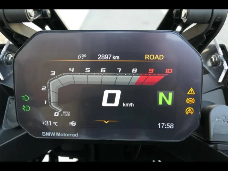BMW 850 GS Adventure A2 Style Triple Black Finition Pro + Options