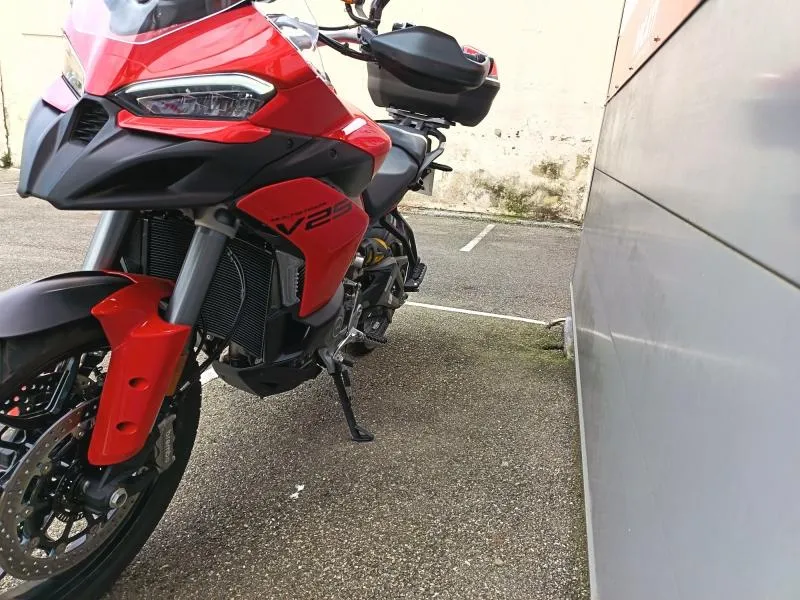 DUCATI Multistrada V2 S + TOP CASE