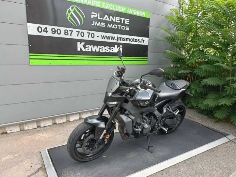 YAMAHA -09 900 REVISEE A SASIR