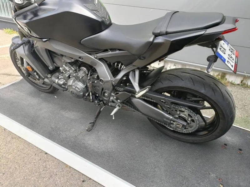 YAMAHA -09 900 REVISEE A SASIR