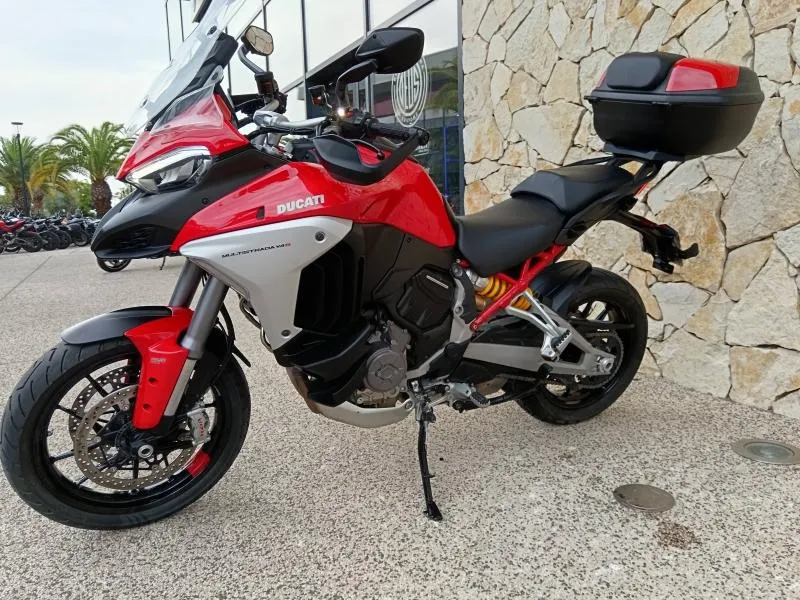 DUCATI V4 S 1160 Essential + options