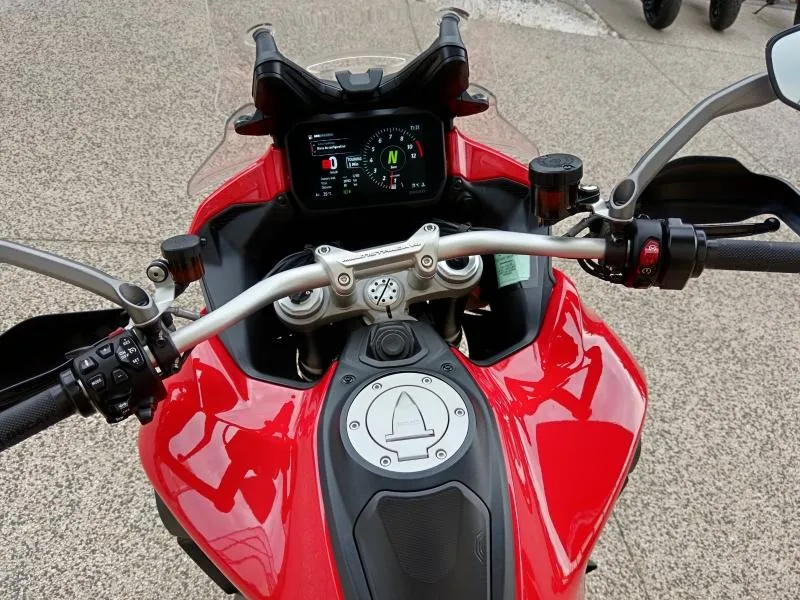 DUCATI V4 S 1160 Essential + options