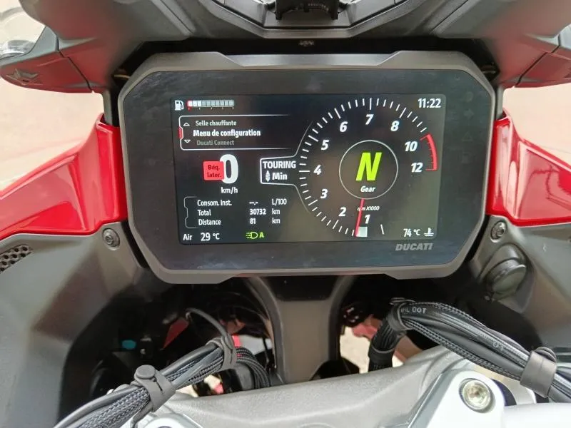 DUCATI V4 S 1160 Essential + options