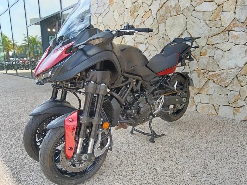 YAMAHA Niken GT 900 2020 Avec valises Yamaha.