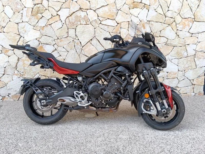 YAMAHA Niken GT 900 2020 Avec valises Yamaha.