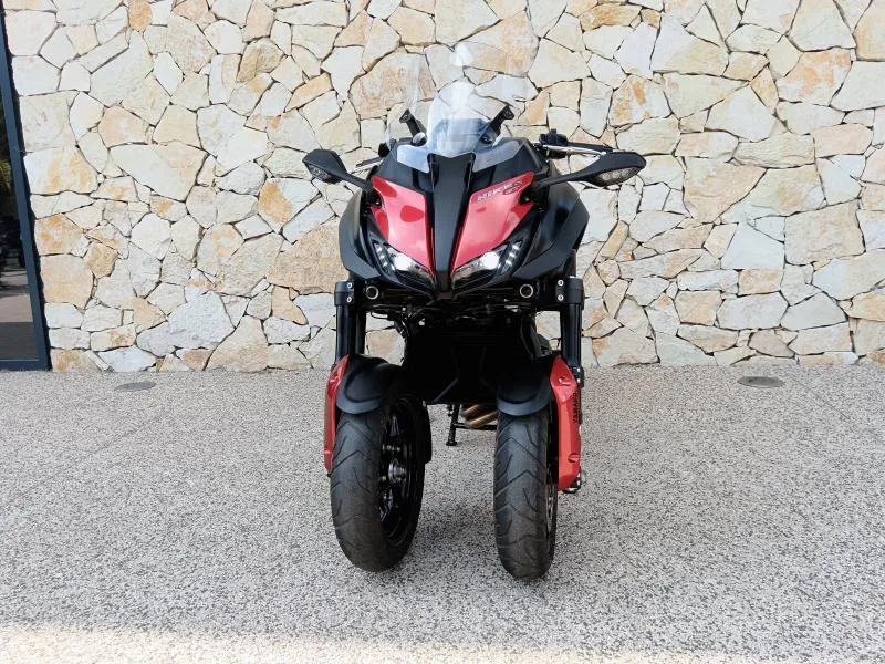 YAMAHA Niken GT 900 2020 Avec valises Yamaha.