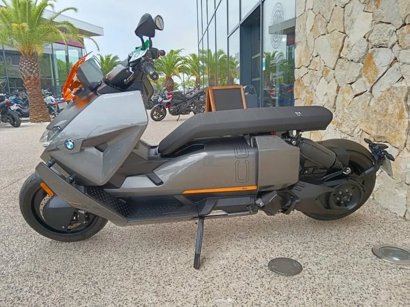 BMW CE04 11kW 125 cm3 ( CE 04 )