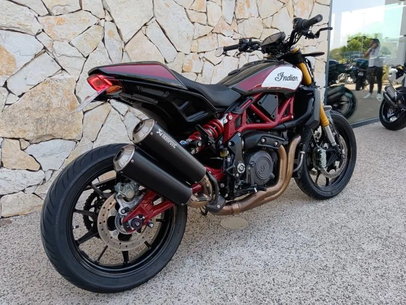INDIAN 1200 Carbon 2020 Akrapovic