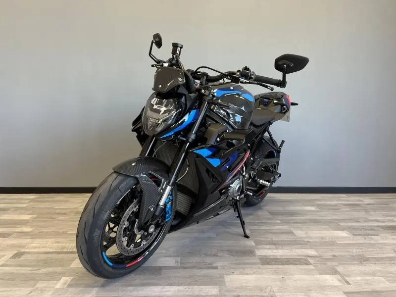BMW M 1000 R
