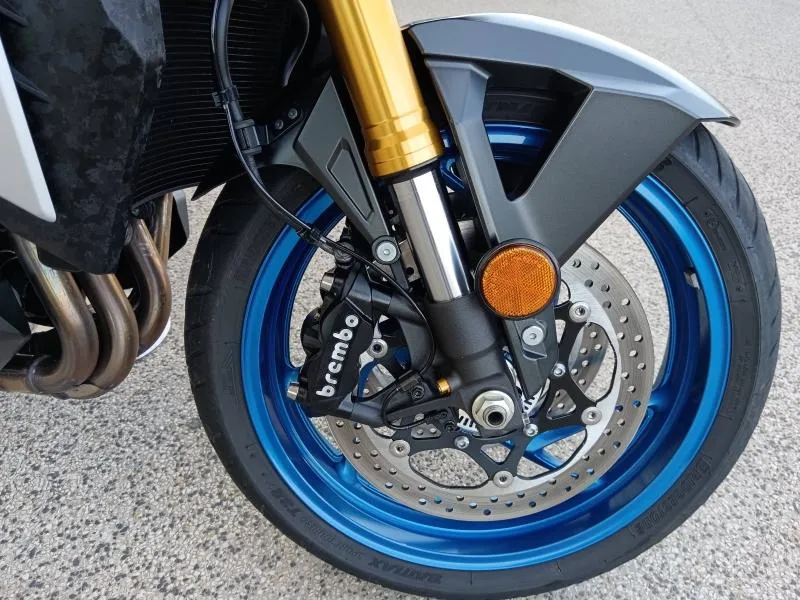 SUZUKI 1000 2023