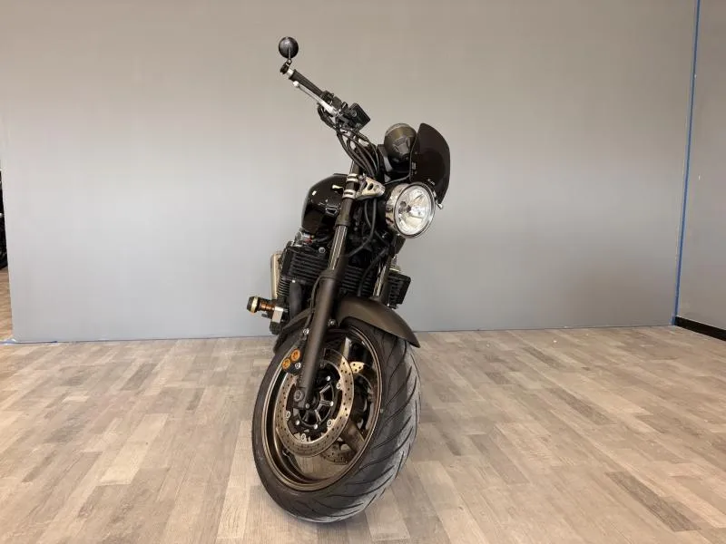YAMAHA XJR 1300 2015