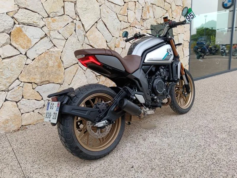 CF MOTO CLX 700