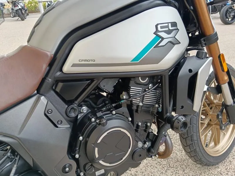 CF MOTO CLX 700