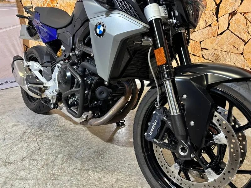BMW F 900 R