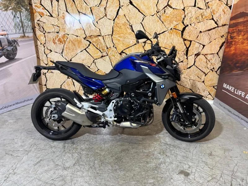 BMW F 900 R