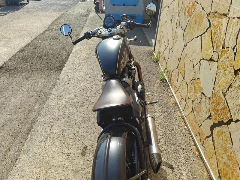 TRIUMPH Bobber 1200 TFC n°146/750