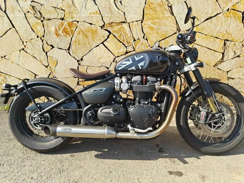 TRIUMPH Bobber 1200 TFC n°146/750