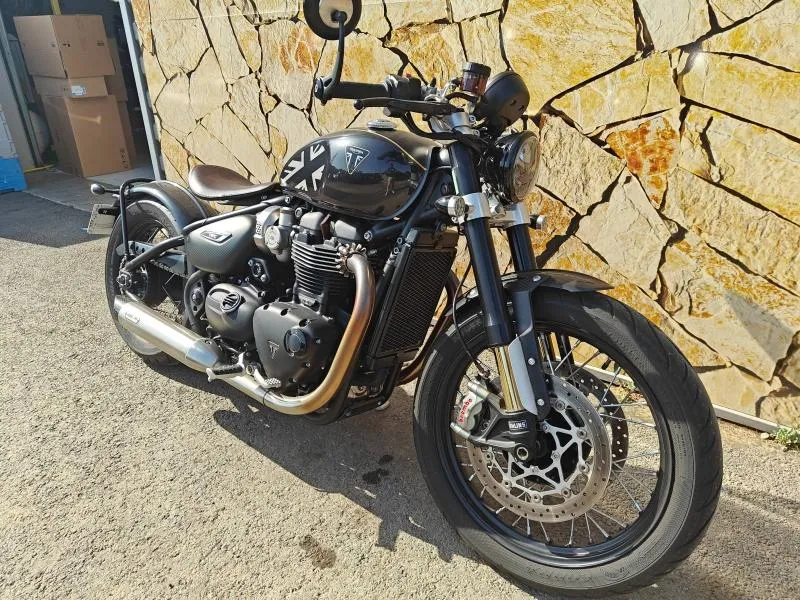 TRIUMPH Bobber 1200 TFC n°146/750