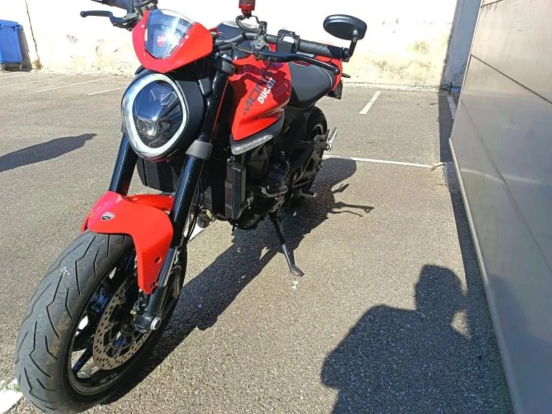 DUCATI Monster+ 1ère main garantie 12 mois
