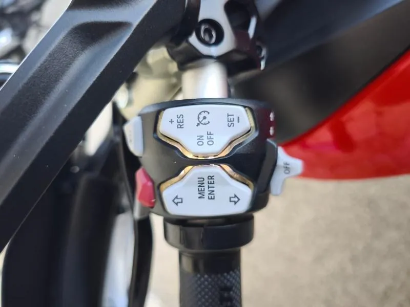 DUCATI Multistrada 1200 S Pack Touring ABS