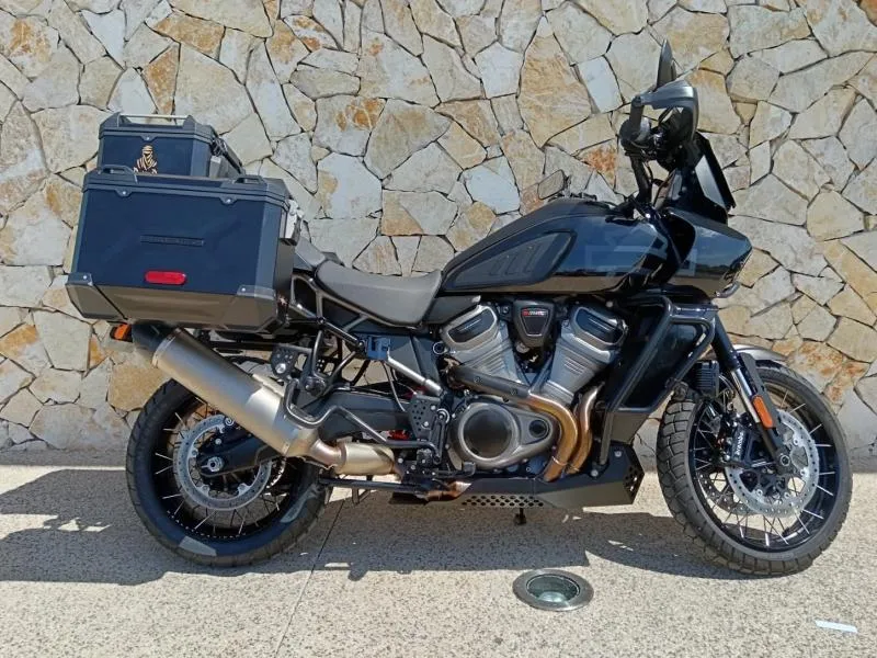 HARLEY-DAVIDSON AMERICA SPECIAL .