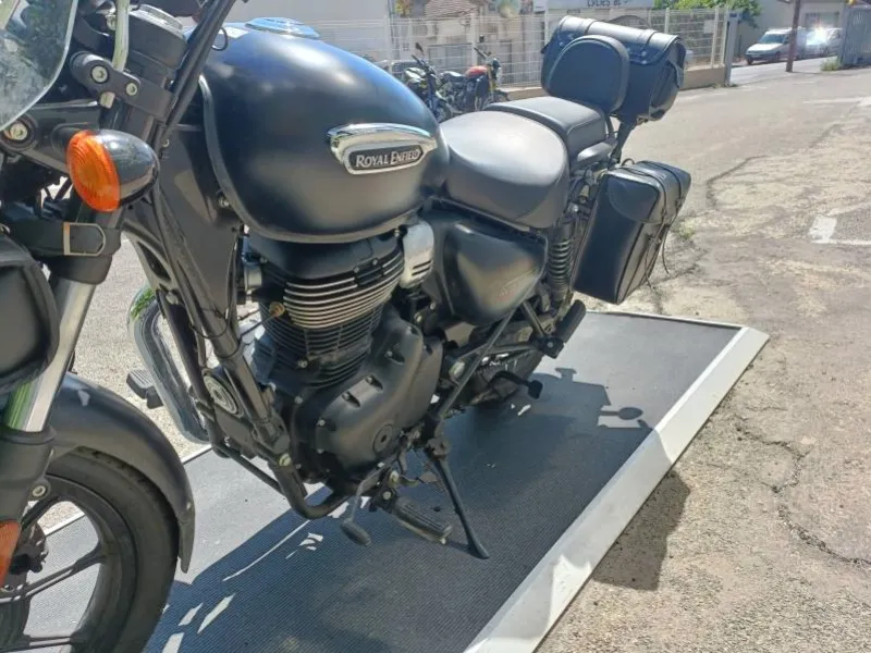 ROYAL ENFIELD Meteor 350 REVISEE +ACCES