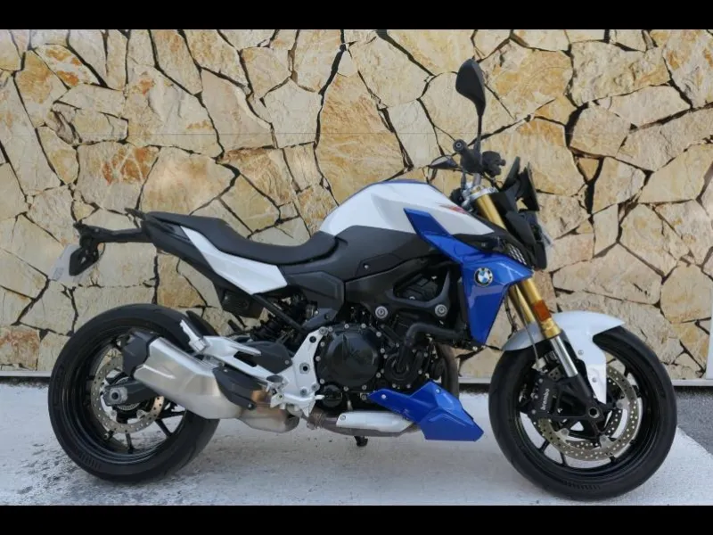 BMW 900 R 105 ch Style Sport + Shifter Pro