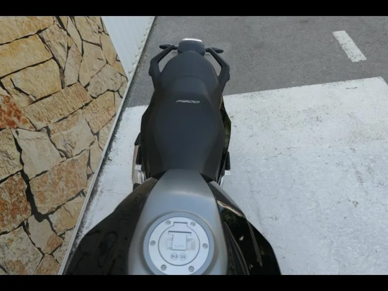 BMW 900 R A2 + Shifter