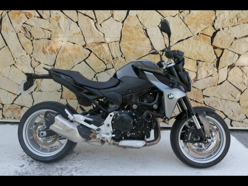 BMW 900 R A2 + Shifter
