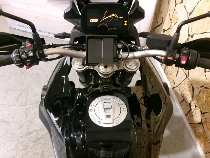 BMW F 850 GS TRIPLE BLACK FINITION PRO + BAGAGERIE COMPLETE