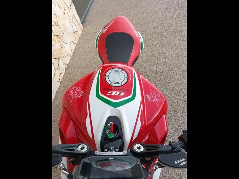 MV-AGUSTA MV-AGUSTA Dragster 800 RR