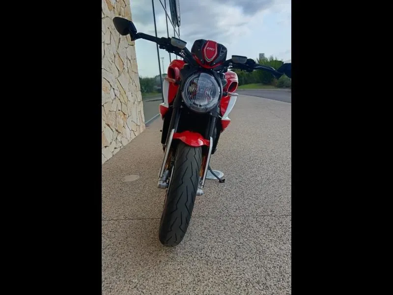 MV-AGUSTA MV-AGUSTA Dragster 800 RR