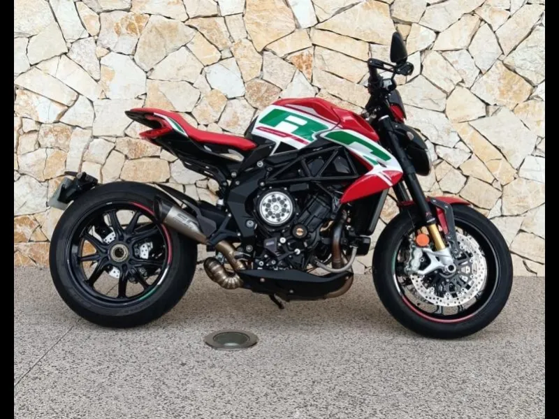 MV-AGUSTA MV-AGUSTA Dragster 800 RR