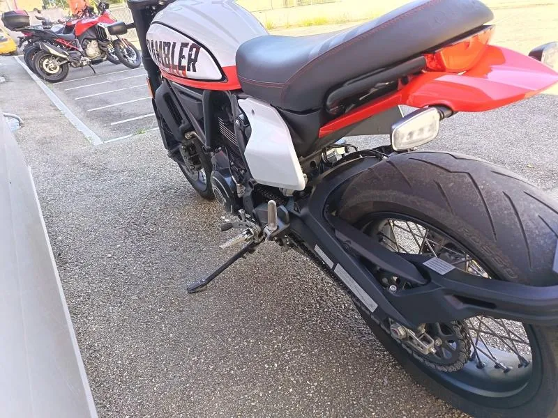 DUCATI Scrambler 800 Urban Motard ABS