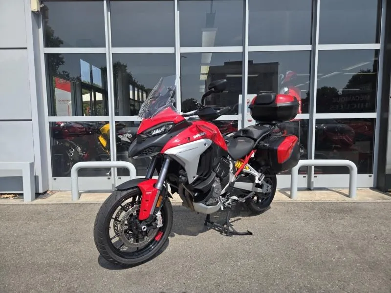 DUCATI V4 S  Travel & Radar