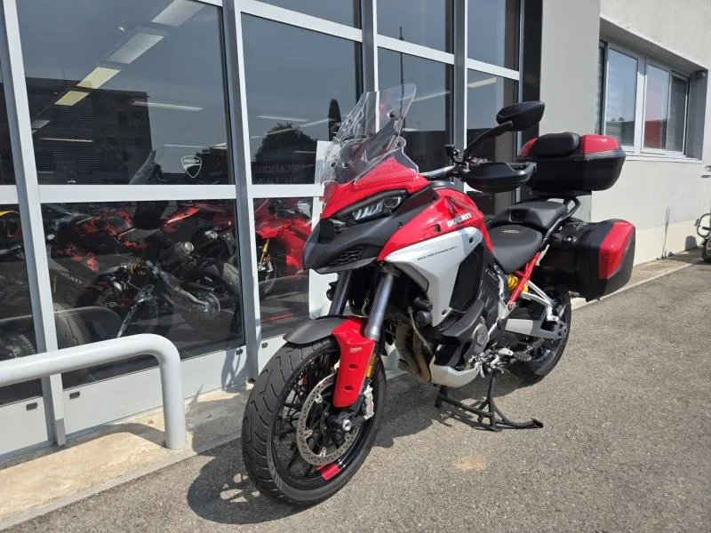 DUCATI V4 S  Travel & Radar