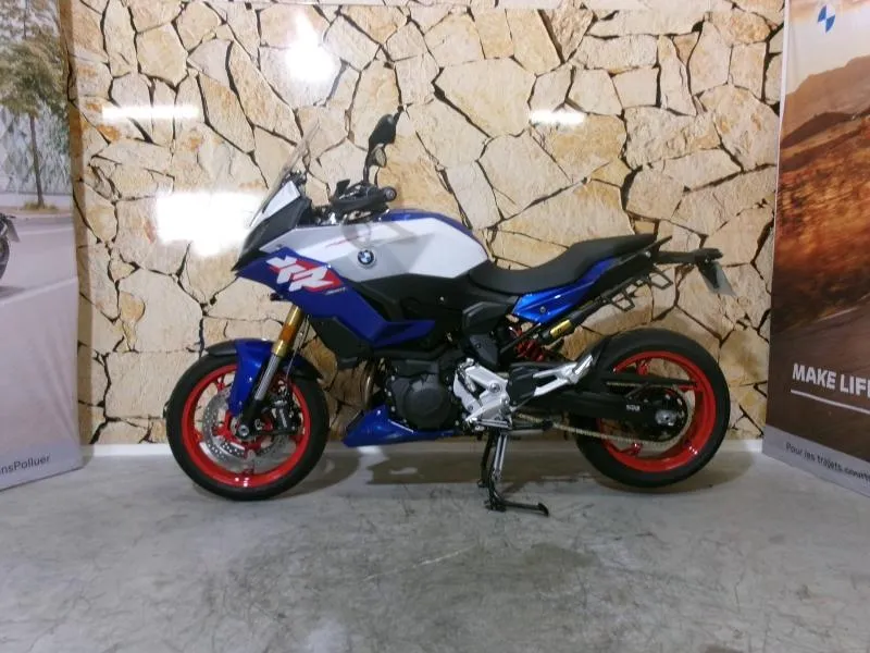 BMW F 900 XR A2