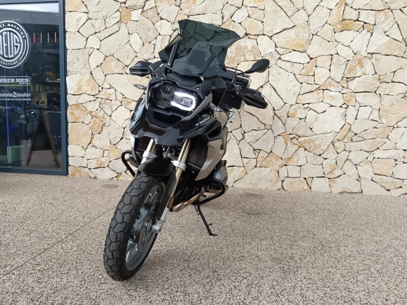 BMW 1200 GS AVEC VALISE