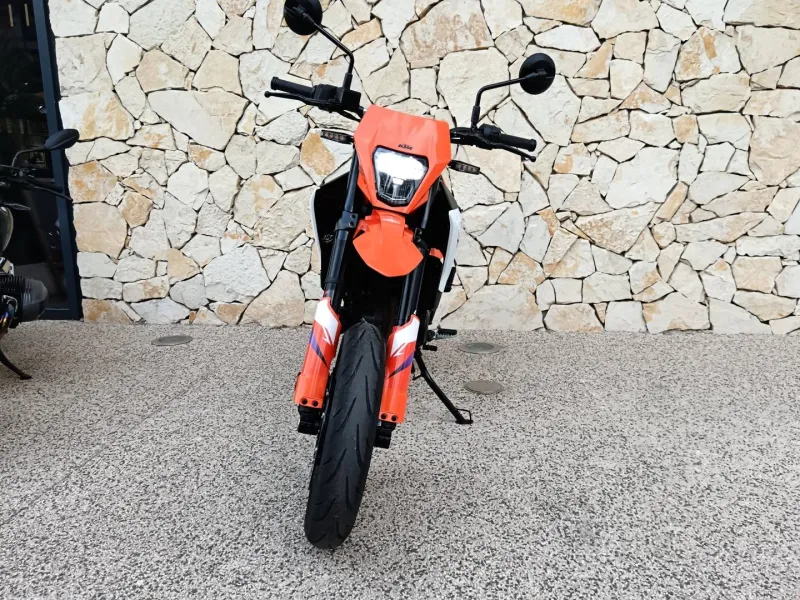 KTM 390 R  681km + Remus