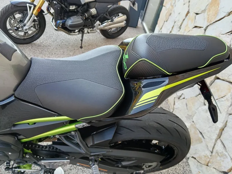 KAWASAKI 900 2020 A2 35kw