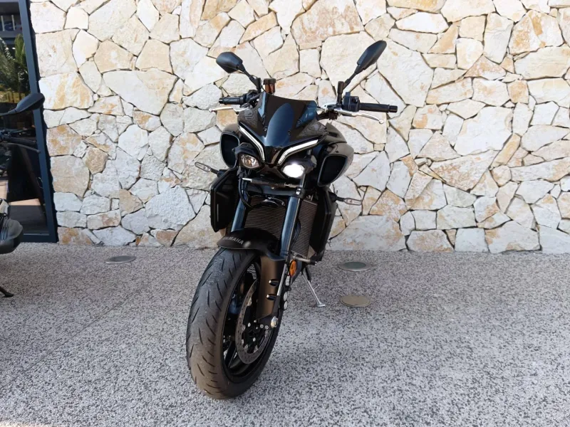 YAMAHA MT-10 1000 2024